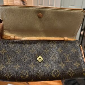 Louis Vuitton Vintage Monogram Canvas Pochette Twin GM Shoulder Bag